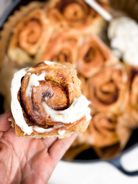 Rotllets de canyella o de xocolata (cinnamon rolls)